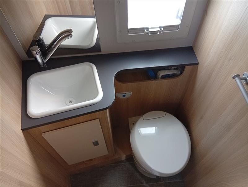 PC_1c2df9ae-a52b-4b50-8d33-c3b3eaeec994